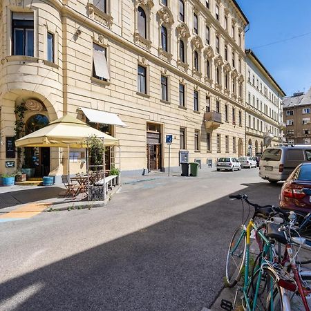 Studio Apollo Budapeste Exterior foto